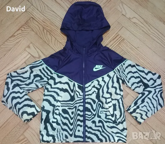 Оригинално детско яке ветровка Nike Windrunner, снимка 1 - Детски якета и елеци - 48104055