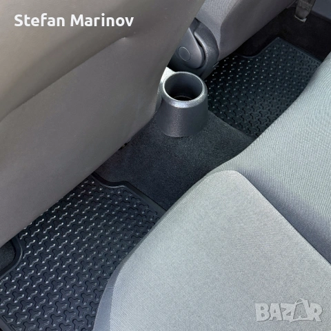 Volkswagen Move Up! 1.0 MPI 2013, снимка 13 - Автомобили и джипове - 54016607