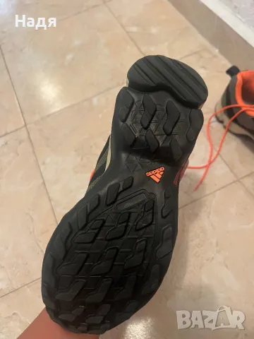 Маратонки Adidas terrex , снимка 2 - Спортни обувки - 48521755