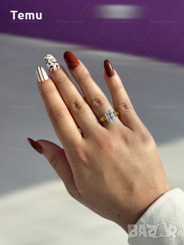 Златист дамски пръстен от медицинска стомана с голям камък, снимка 2 - Пръстени - 45710507
