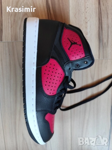 Маратонки Nike Jordan 42 номер, снимка 6 - Маратонки - 53558383