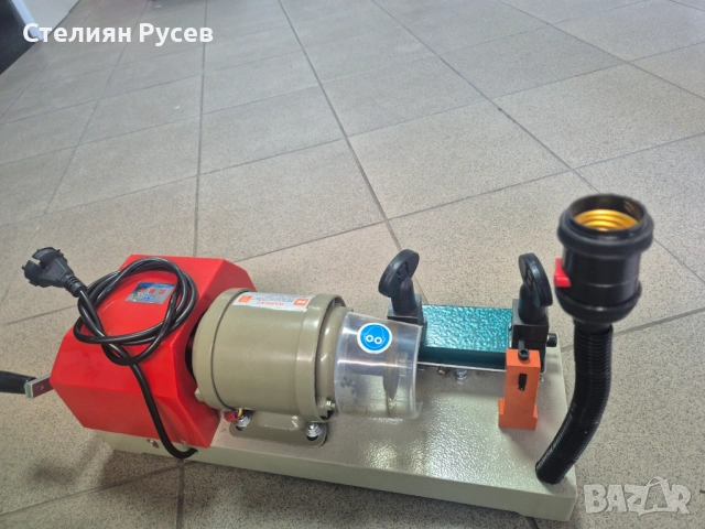 НОВА key cutter machine making rh-2 key dublicate  машина за правене на дубликат на ключове / ключар, снимка 5 - Други машини и части - 53786349