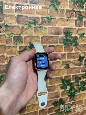 Apple Watch SE 40mm, снимка 6 - Смарт часовници - 52225290