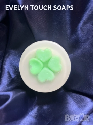 Ръчно изработен глицеринов сапун „Четирилистна детелина“, снимка 5 - Козметика за тяло - 51782879