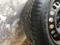 Продава комплект 4 зимни гуми NOKIAN с джанти 15" от Шкода Октавия 2, снимка 2