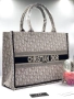 чанти 42х34см christian dior, снимка 2