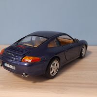Porsche 911 Carrera 1:18 Burago , снимка 4 - Колекции - 45567735