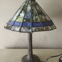 Настолна лампа тип тифани, снимка 2 - Настолни лампи - 45315946
