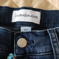 Calvin Klein Оригинални бермуди/къси панталони, снимка 2 - Панталони - 45558289