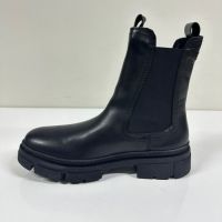 Tamaris leather boot, снимка 2 - Дамски боти - 45333096