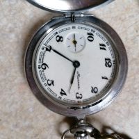 Часовници, снимка 6 - Антикварни и старинни предмети - 45320556