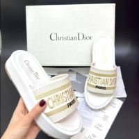 Дамски чехли Christian Dior, снимка 2 - Чехли - 45618994