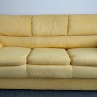 Триместен разтегателен диван - жълт, снимка 1 - Дивани и мека мебел - 45435099