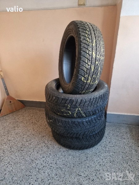 Гуми 215 60 17, снимка 1