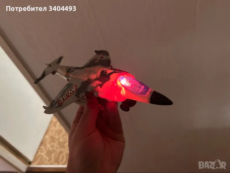 Самолет, светеща играчка, снимка 1