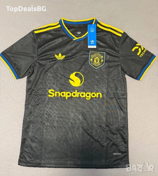 Футболен екип на Manchester United. 2025/2026., снимка 1