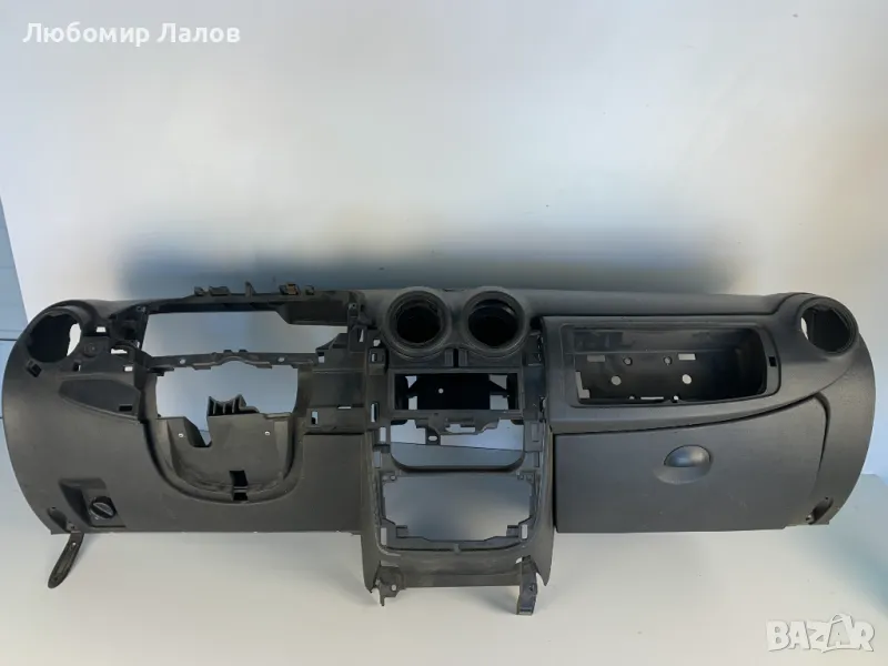 Арматурно табло Dacia Sandero I Дачия Сандеро 1 (07-12)г. , снимка 1