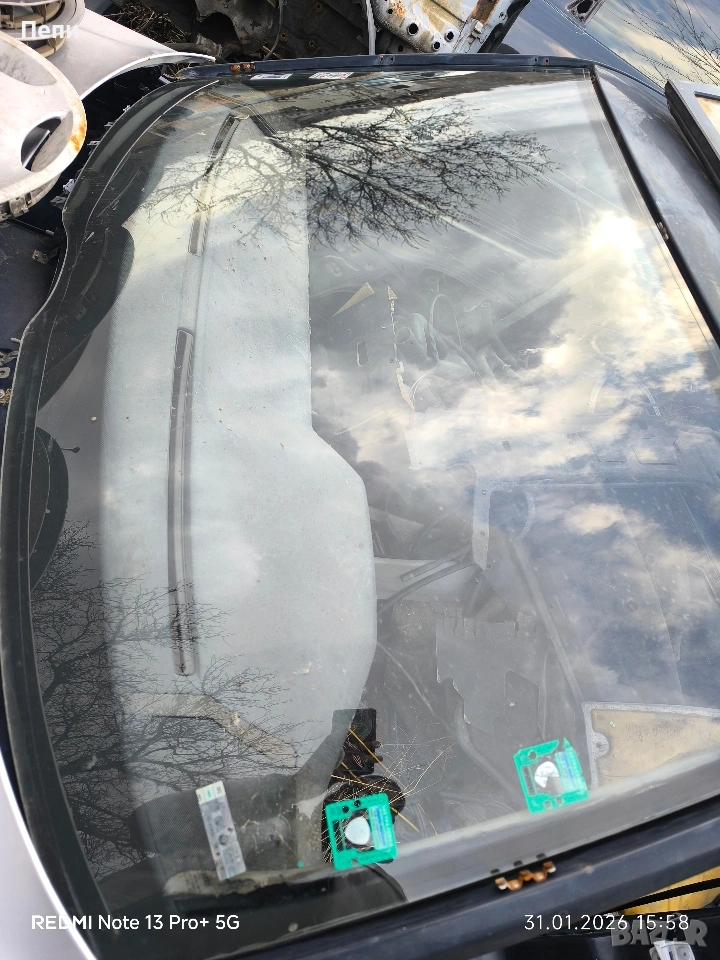 Оргинално челно стъкло за Мерцедес 124, снимка 1