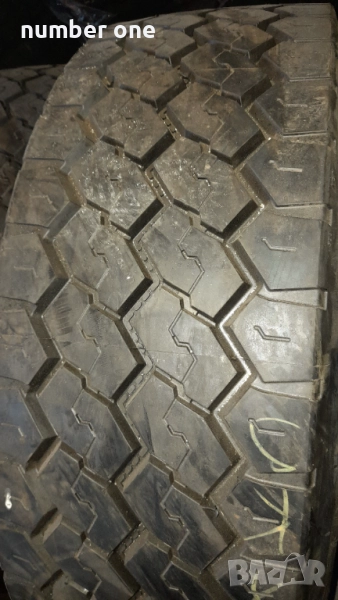 Гуми 385 65 22.5 , снимка 1