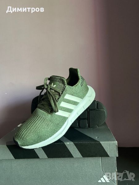 Adidas swift run trainers., снимка 1