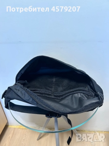 Чанта през кръст Nike, снимка 4 - Чанти - 51954043