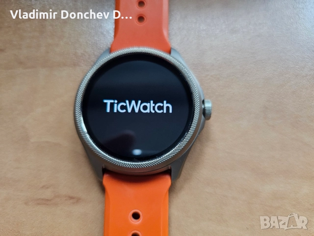 Продавам смарт часовник TicWatch Pro 5 , снимка 9 - Мъжки - 52671236