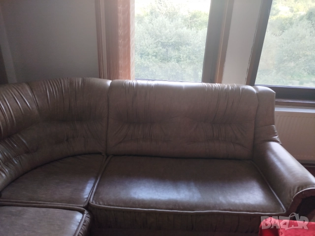 Кожен диван , снимка 2 - Дивани и мека мебел - 52238373