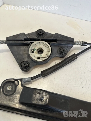 Преден десен механизъм за повдигане на стъкло за Alfa Romeo 159 Sportwagon 2.0 M-Jet (2009), снимка 2 - Части - 53209607