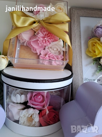 Рамки с рози, цветя пластичен сапун, кутии, снимка 9 - Подаръци за мъже - 53745555