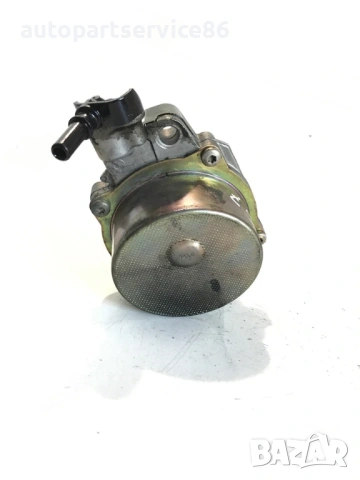 Вакуумна помпа за Peugeot 1007 1.4 HDi (2006), снимка 3 - Части - 53560997