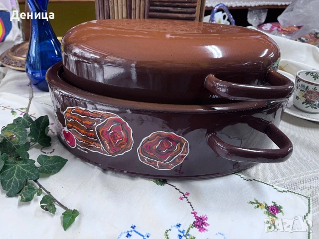 Nahrath Saftbräter  Емайлиран съд   за печене. Изработен от дебела, емайлирана стоманена ламарина , снимка 1