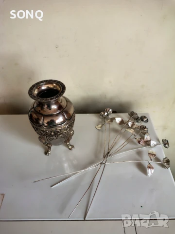 Прекрасна Посребрена Ваза Със Посребрени Цветя, снимка 3 - Вази - 51146602