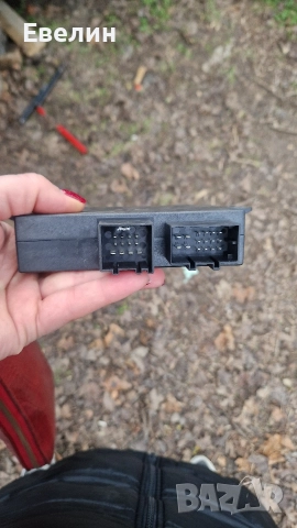 модул централно VW touran 2006г, снимка 2 - Части - 52960165