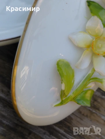 Кутия за бижута Coalport - Великденско яйце Нарцис - 1977 г. , снимка 3 - Антикварни и старинни предмети - 50678292