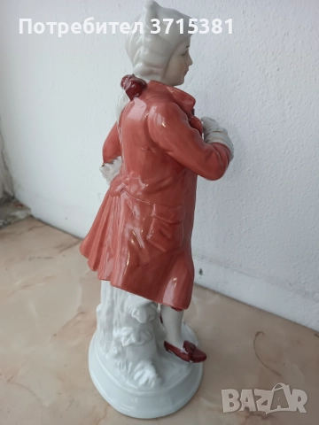 Порцеланова фигура, снимка 4 - Антикварни и старинни предмети - 52910739