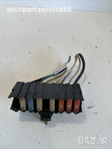 Кутия за предпазители за Peugeot 407 2.2 HDI (2007) 9636079380