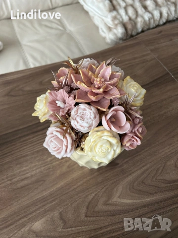 Цветя от соев восък , снимка 8 - Декорация за дома - 53950002