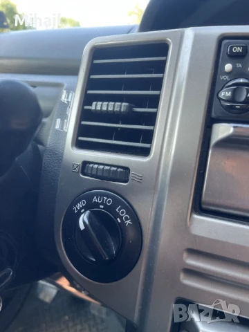Nissan X-trail, 2.2 куб., 4х4, снимка 8 - Автомобили и джипове - 50933503