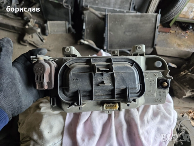 Ляв фар за Пежо 806, снимка 3 - Части - 52618847