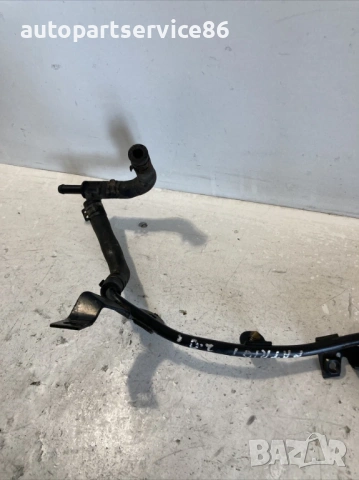 Тръбен маркуч за охлаждаща течност за Jeep Patriot 2.0 Crd (2008) 1K0121070F, снимка 2 - Части - 53589960