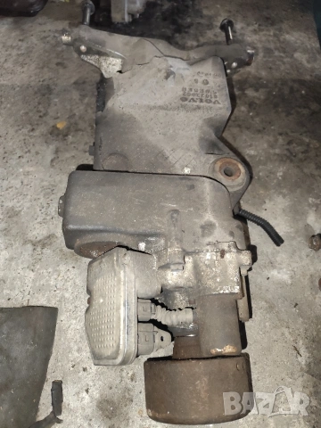 Volvo XC 90 2.4D 163кс avtomat Заден Деференциал, снимка 5 - Части - 53465110