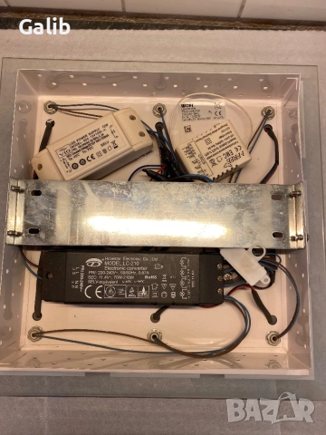 Таванна лампа LED 9 светлини, квадратна, стъклена Wofi 992010060000, снимка 6 - Лампи за таван - 52579347