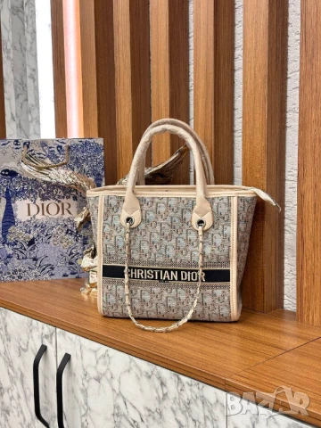 чанти christian dior, снимка 6 - Чанти - 51426854