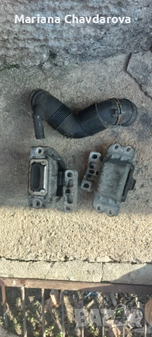 Тампони двигател кади 2011 г , снимка 2 - Части - 52823502