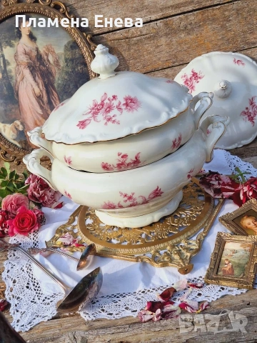 Разкошни порцеланови супници