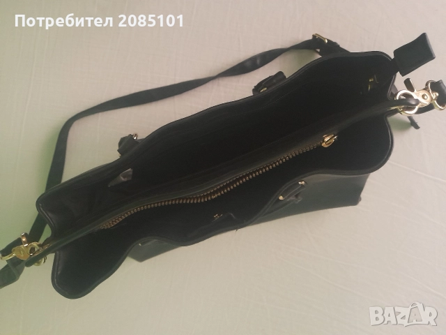 Нова дамска чанта, снимка 2 - Чанти - 52632211