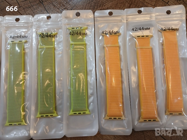 Велкро текстилни каишки за Apple Watch 42-44mm, снимка 2 - Каишки за часовници - 52675050