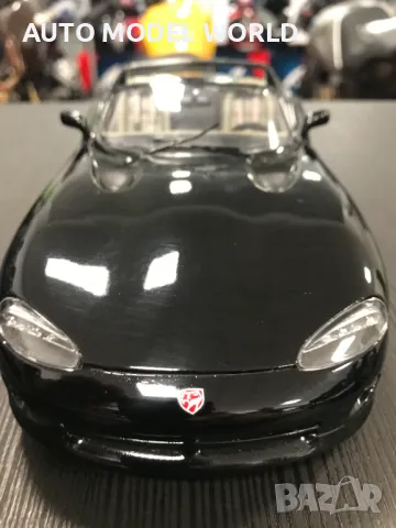 BBURAGO метална колекционерска количка DODGE VIPER SRT 1:18, снимка 4 - Колекции - 46969583