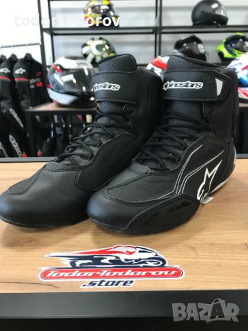 Мото боти ALPINESTARS FASTER-3 BLACK,номер 40.5,като нови, снимка 1 - Аксесоари и консумативи - 45957186