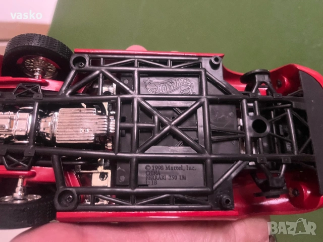 Hotwheels 1:18 Ferrari, снимка 11 - Колекции - 53414765
